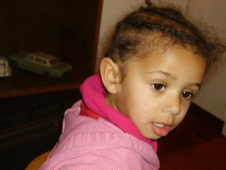 re Luna ma niece